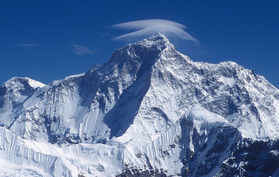 Makalu Base camp Trek